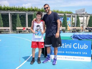 AraCamp il primo camp di basket con Pietro Aradori al Fantini Club 016