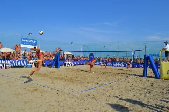 From July 17 to 19 - Sportur Beach Volleyball Open Cup (2x2 female)